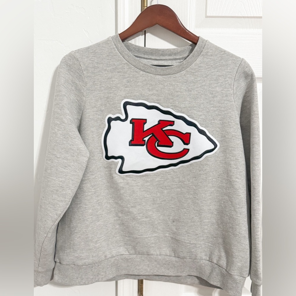 Kansas City Chiefs Gray Crew Neck Sweatshirt